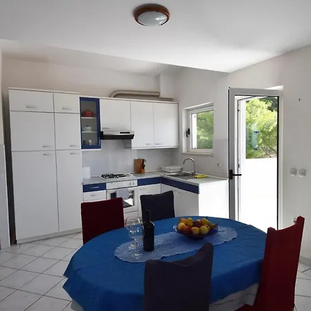 Apartment Bartul *